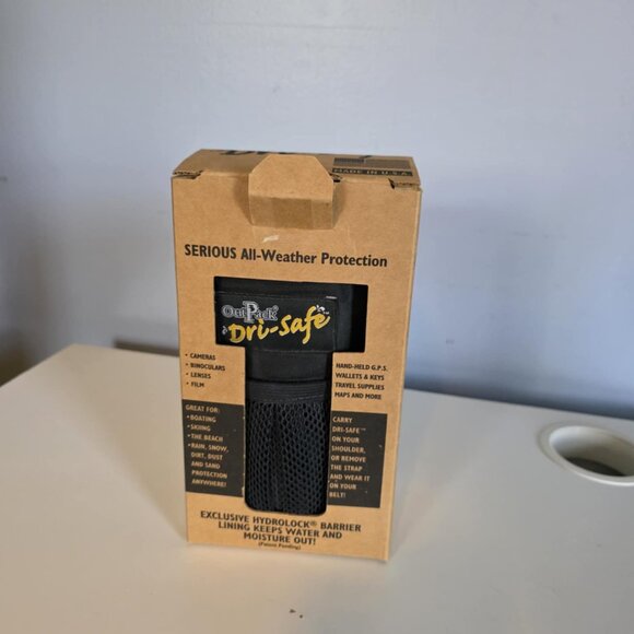 NWT Out Pack Dri Safe Small Bag - Picture 13 of 13